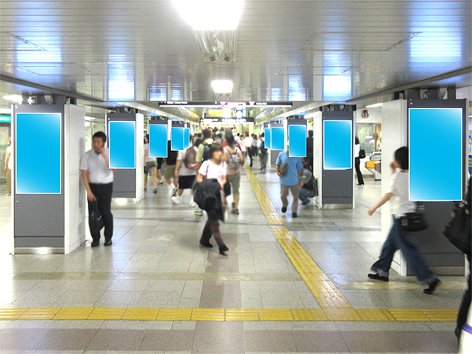 梅田コンコースビジョン・梅田駅の広告