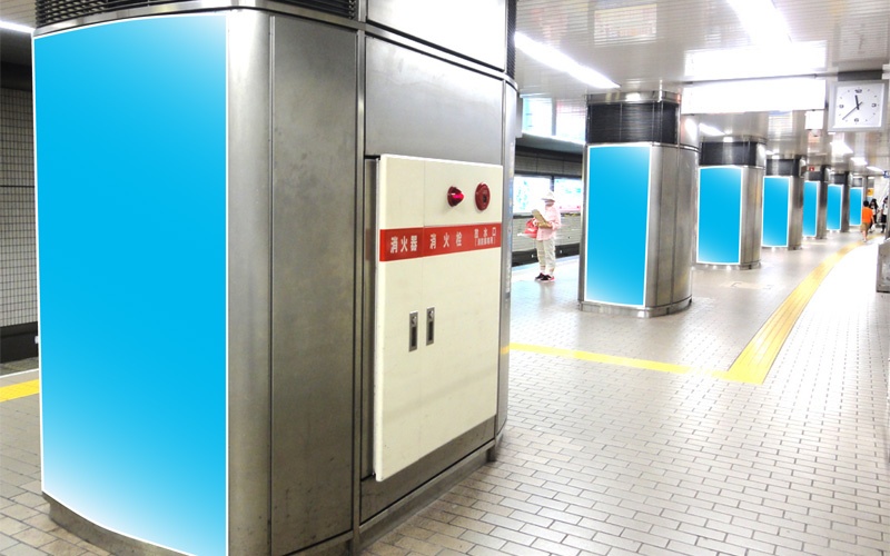 大阪メトロなんばホームシート写真